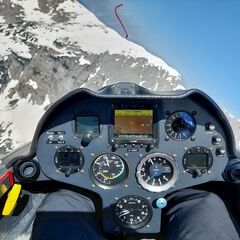 Flugwegposition um 11:15:05: Aufgenommen in der Nähe von Gemeinde Scheffau am Wilden Kaiser, Österreich in 2033 Meter